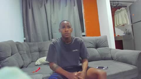 Runnix  online show from October 25, 5:26 am