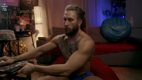 Paul online show from January 19, 7:37 pm