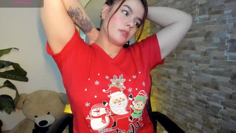 Lorenn online show from December 22, 9:31 pm