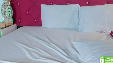 Ruth online show from February 18, 3:43 pm