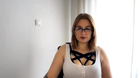 Nika online show from September 17, 9:33 am