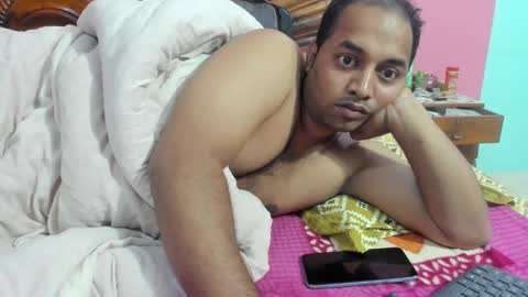 Snapshot of rwb17 chatting on January 12, 12:39 am rwb17 online show from January 12, 12:39 am