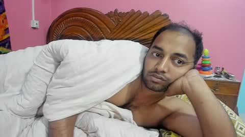 Snapshot of rwb17 chatting on January 23, 12:25 am rwb17 online show from January 23, 12:25 am