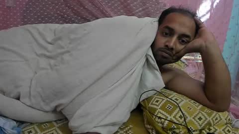 Snapshot of rwb17 chatting on February 6, 8:39 am rwb17 online show from February 6, 8:39 am