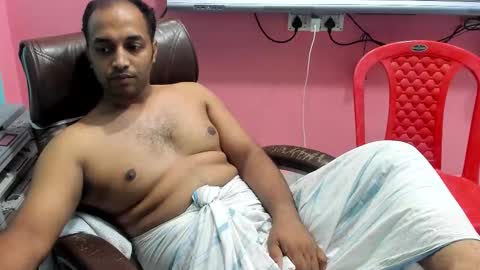 Snapshot of rwb17 chatting on September 12, 5:29 am rwb17 online show from September 12, 5:29 am