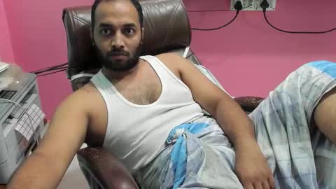 Snapshot of rwb17 chatting on November 6, 7:42 am rwb17 online show from November 6, 7:42 am