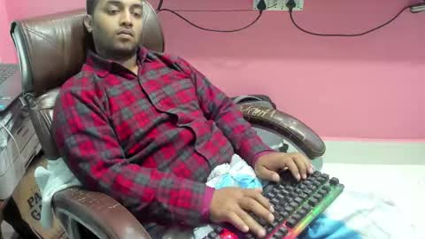 Snapshot of rwb17 chatting on November 16, 1:17 pm rwb17 online show from November 16, 1:17 pm