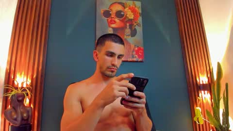 Snapshot of ryan_doyle chatting on November 7, 1:49 am Ryan independent model online show from November 7, 1:49 am