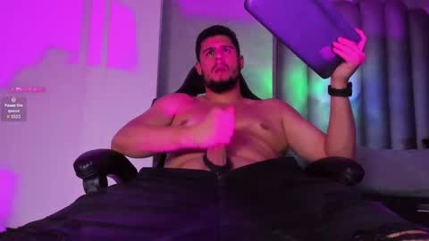 R Y A N online show from September 14, 4:00 am