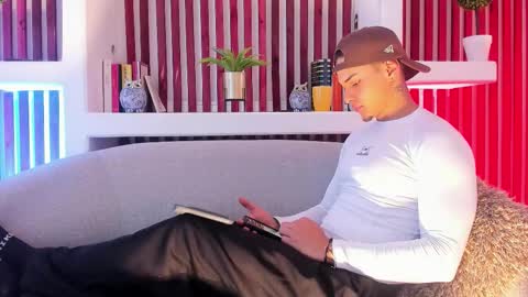 Ryan online show from October 10, 3:27 am