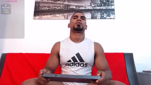 Snapshot of ryanjackson_ chatting on September 28, 3:56 am Instagram Ryandwrn online show from September 28, 3:56 am