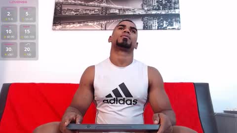 Snapshot of ryannfit chatting on September 28, 3:56 am instagram.. Ryandwrn online show from September 28, 3:56 am