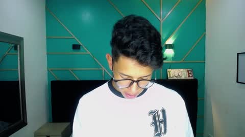 RyanPricee online show from January 3, 2:21 am