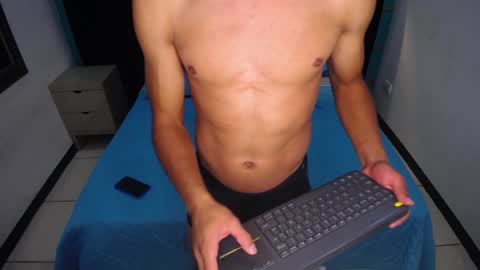 RyanPricee online show from January 7, 5:33 am