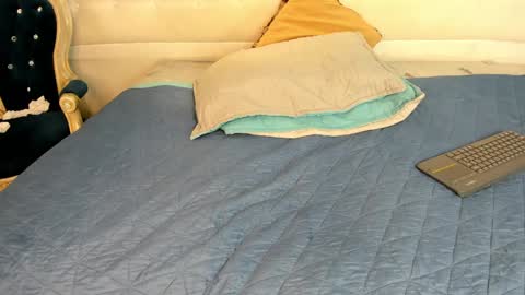 RyanPricee online show from February 9, 1:00 am