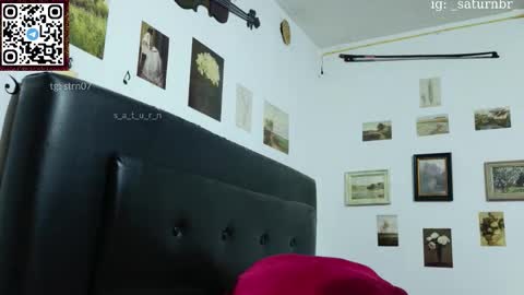 Snapshot of s_a_t_u_r_n chatting on October 15, 9:09 am ST online show from October 15, 9:09 am