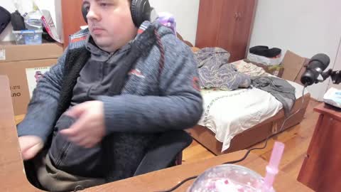 1141323  my Lord Mister Max   moms treasure online show from December 29, 2:49 am