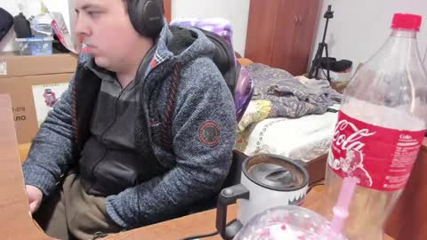 1141323  my Lord Mister Max   moms treasure online show from December 30, 5:37 am