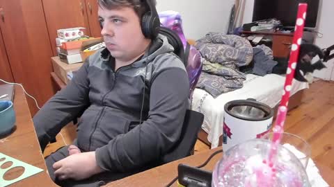 1141323  my Lord Mister Max   moms treasure online show from January 13, 7:00 am