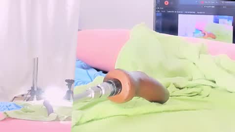 Sabrina Adams online show from December 7, 5:09 pm