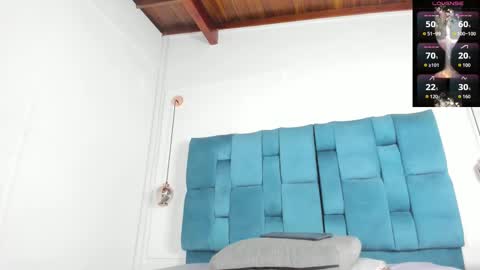 Sabrina  online show from November 18, 7:07 pm