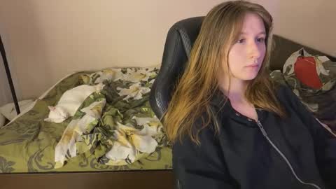 Snapshot of sabrinaanddaniel chatting on October 27, 6:45 pm SabrinaDaniel online show from October 27, 6:45 pm