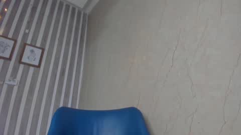 Snapshot of sabrinahims_ chatting on January 20, 9:43 pm mariana online show from January 20, 9:43 pm