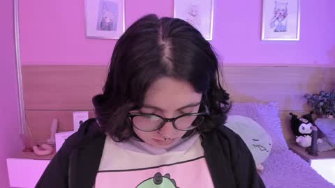 Ig  online show from February 5, 12:27 pm