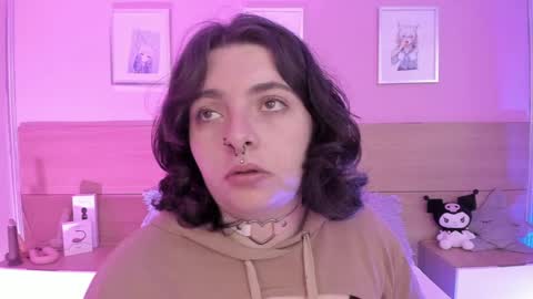 Ig  online show from February 9, 1:14 pm