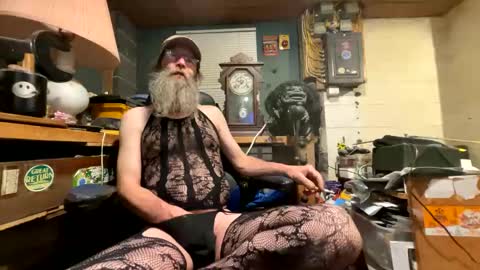 safety_fist online show from February 8, 4:36 am