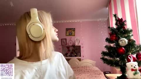 Melisa online show from December 15, 9:46 am