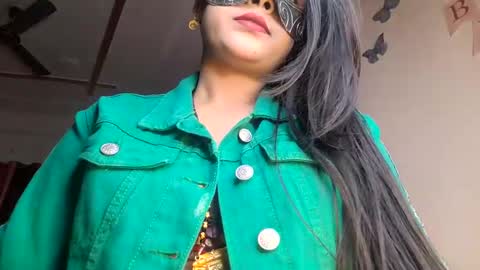 Queen Archana online show from December 5, 7:27 am