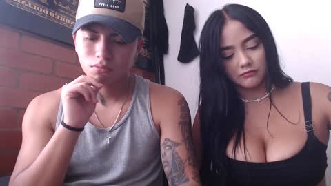 Sahara y Thiago online show from January 18, 5:59 pm