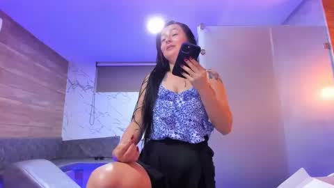 sahara reid online show from September 14, 4:00 am