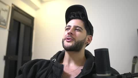 saimon  online show from October 22, 8:19 pm