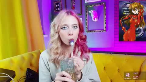 Snapshot of sakurabliss chatting on October 13, 5:02 pm sakurabliss online show from October 13, 5:02 pm