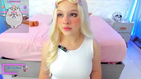 salem_rose01 online show from October 11, 3:06 am