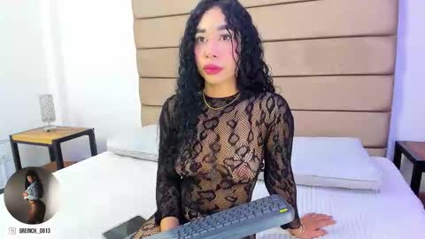 Snapshot of sally_rosses chatting on November 8, 12:16 pm sally rosses online show from November 8, 12:16 pm