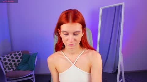 Snapshot of sallybiscuit chatting on January 29, 10:27 am Sally online show from January 29, 10:27 am