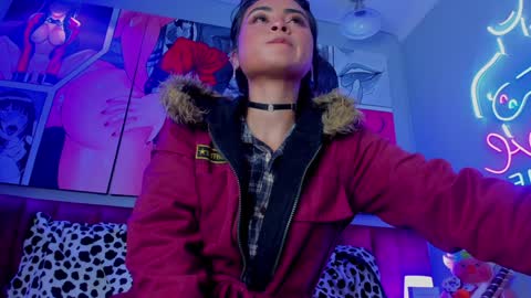 Snapshot of sallybrown_ chatting on December 29, 1:56 am miss Sally online every night from 1am to 8am Colombia time online show from December 29, 1:56 am