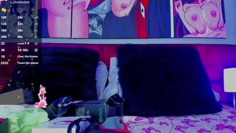 Snapshot of sallybrown_ chatting on January 5, 3:32 am miss Sally online every night from 1am to 8am Colombia time online show from January 5, 3:32 am