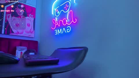 Snapshot of sallybrown_ chatting on February 24, 6:38 am miss Sally online every night from 1am to 8am Colombia time online show from February 24, 6:38 am