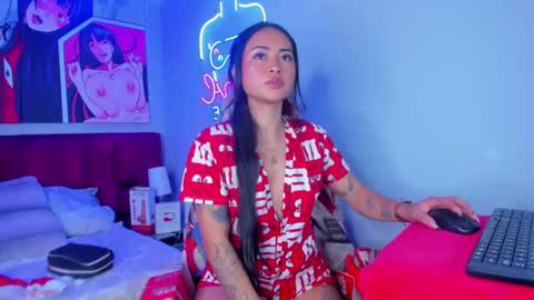Snapshot of sallybrown_ chatting on September 15, 3:12 pm miss Sally online every night from 1am to 8am Colombia time online show from September 15, 3:12 pm