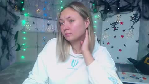 Sally online show from October 21, 5:57 pm