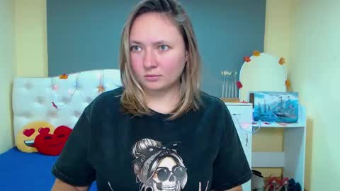 Sally online show from November 18, 7:51 pm