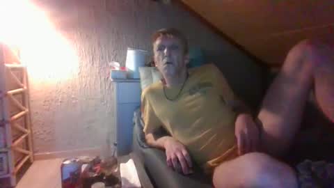 Snapshot of salmo6 chatting on October 8, 7:17 am salmo6 online show from October 8, 7:17 am