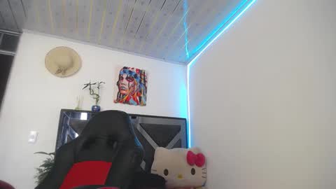 Snapshot of salo_hot01 chatting on February 12, 6:19 pm SALO HOT online show from February 12, 6:19 pm