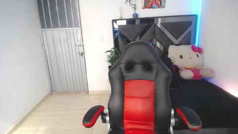 Snapshot of salo_hot01 chatting on February 16, 7:49 pm SALO HOT online show from February 16, 7:49 pm