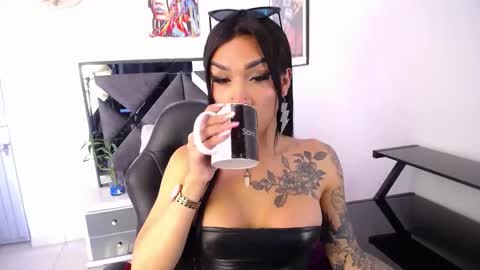 Snapshot of salo_hot01 chatting on November 9, 2:48 pm SALO HOT online show from November 9, 2:48 pm