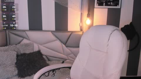 Snapshot of salome__evans chatting on December 29, 12:34 pm salome__evans online show from December 29, 12:34 pm